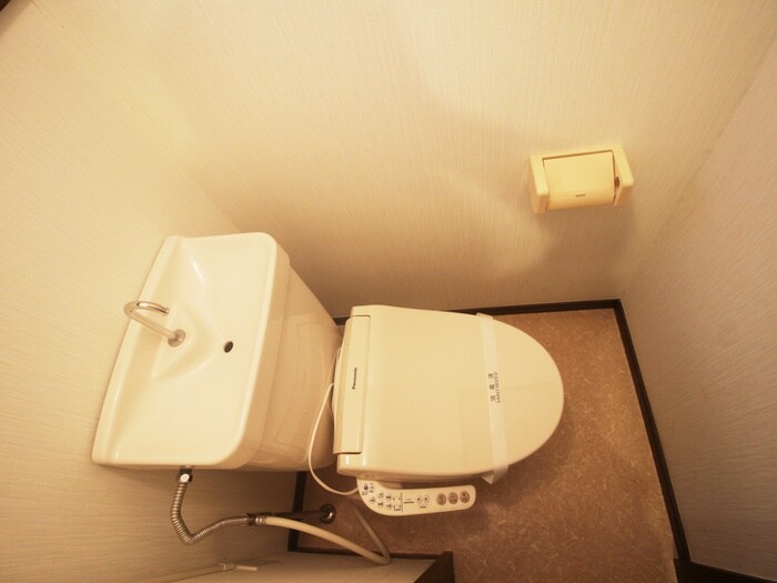 物件内観写真9　(トイレ)