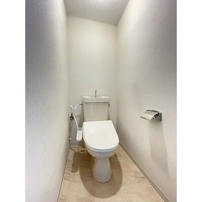 物件内観写真11　(トイレ)