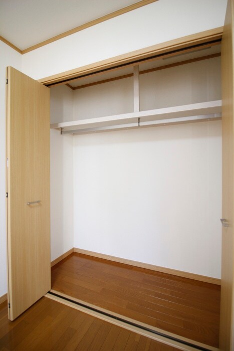 物件内観写真10　(収納)