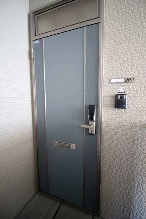 物件内観写真17　(玄関)