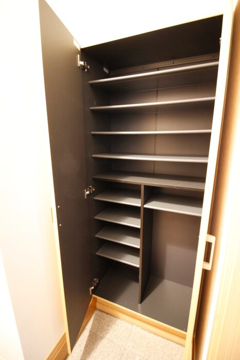 物件内観写真18　(靴箱)