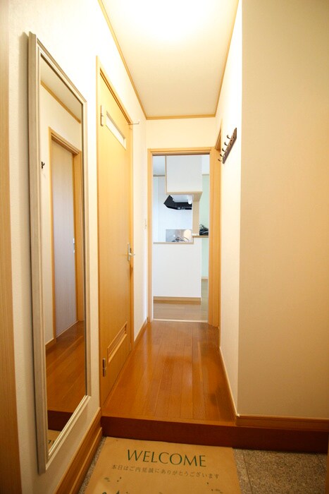 物件内観写真19　(廊下)
