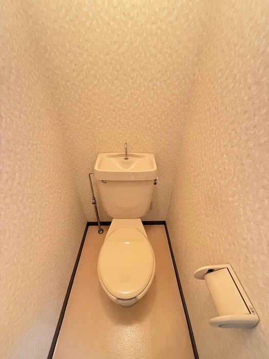 物件内観写真12　(トイレ)