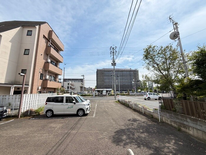 物件内観写真18　(室内からの展望)