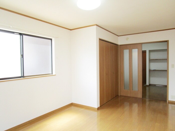 物件内観写真17　(居室)