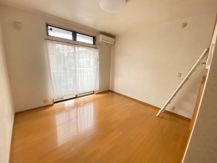 物件内観写真8　(居室)