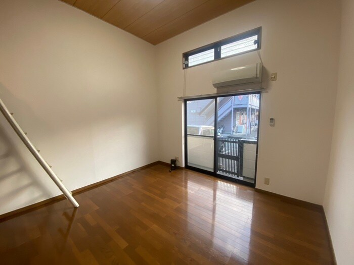 物件内観写真7　(居室)