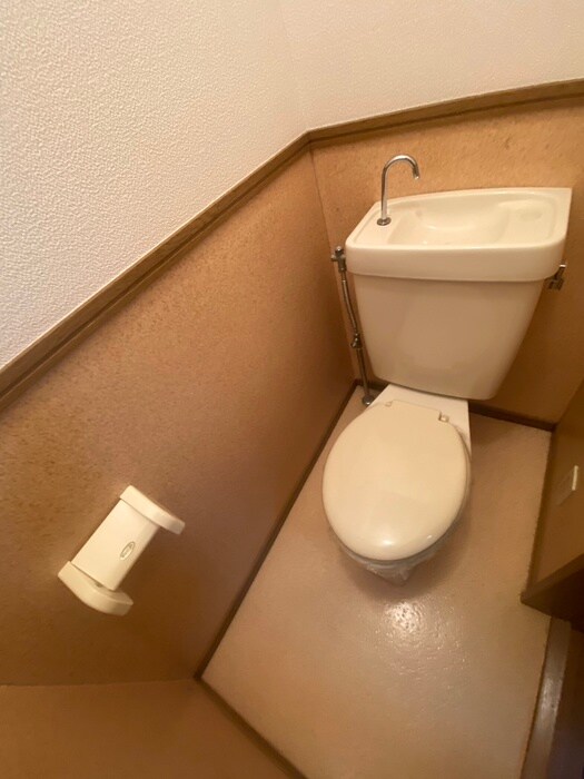 物件内観写真13　(トイレ)