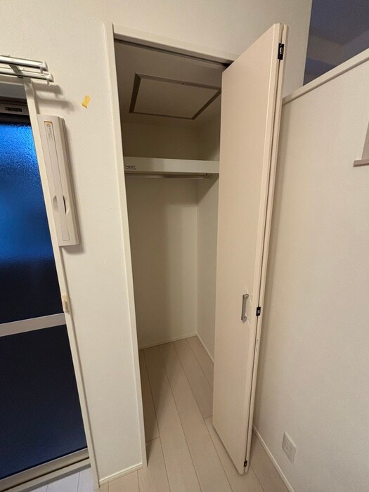 物件内観写真10　(収納)