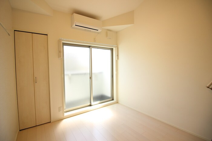 物件内観写真18　(居室)