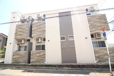 Ｆ　ｓｔｕｄｉｏ　東仙台外観写真