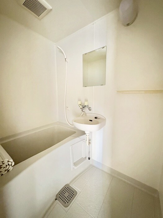 物件内観写真10　(バス／シャワールーム等)