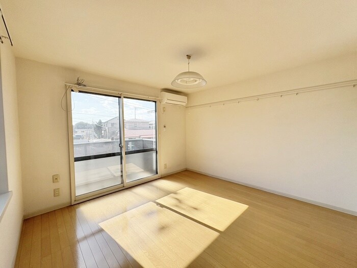 物件内観写真18　(居室)