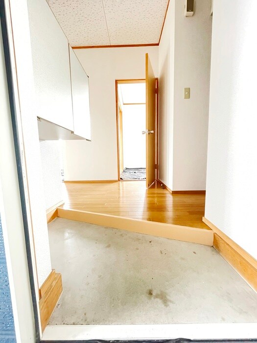 物件内観写真20　(玄関)