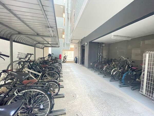 駐輪場