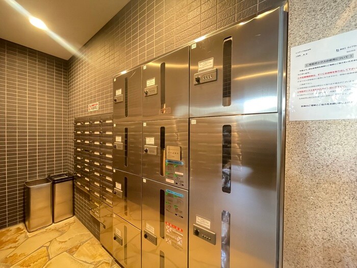 物件外観写真4　(建物設備)