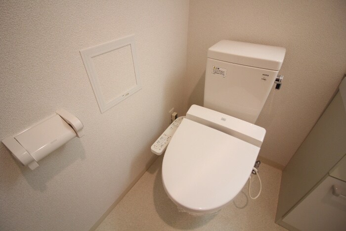 物件内観写真10　(トイレ)