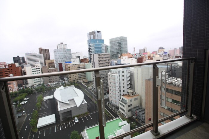 物件内観写真15　(室内からの展望)