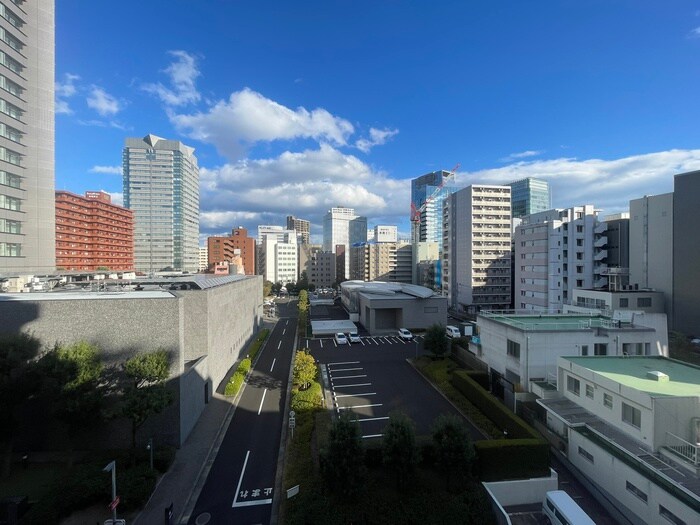 物件内観写真22　(室内からの展望)