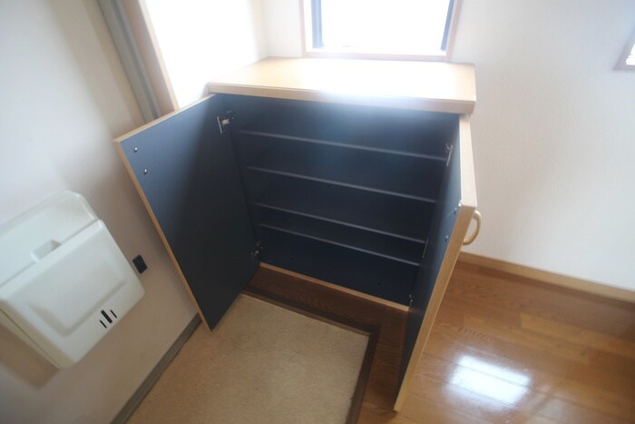 物件内観写真17　(靴箱)