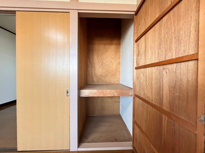 物件内観写真11　(収納)