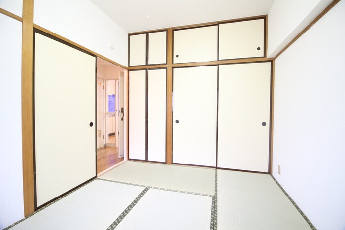 物件内観写真8　(居室)