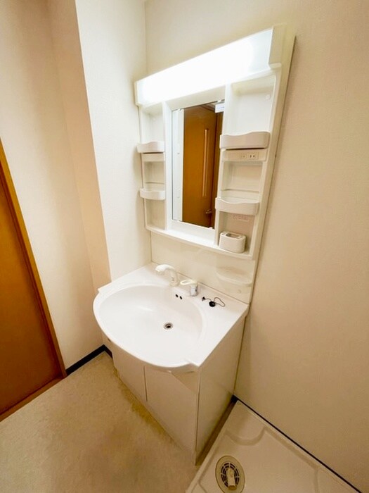 物件内観写真10　(洗面)