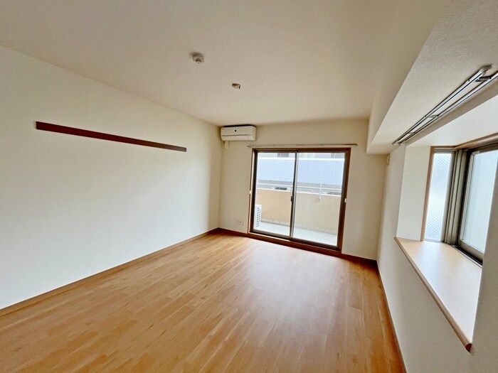 物件内観写真19　(居室)