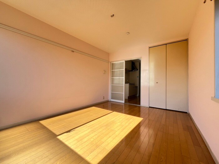 物件内観写真8　(居室)