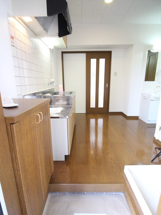 物件内観写真15　(廊下)