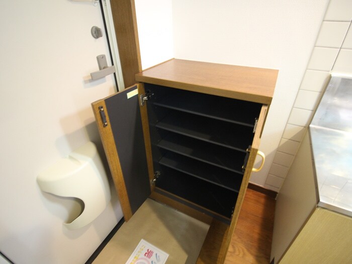 物件内観写真18　(靴箱)