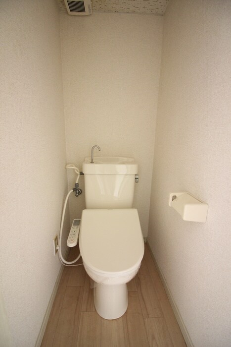 物件内観写真11　(トイレ)