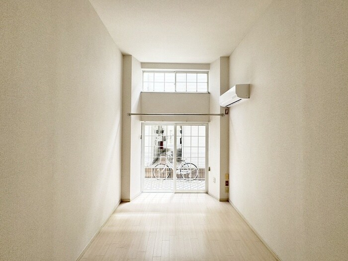 物件内観写真21　(居室)