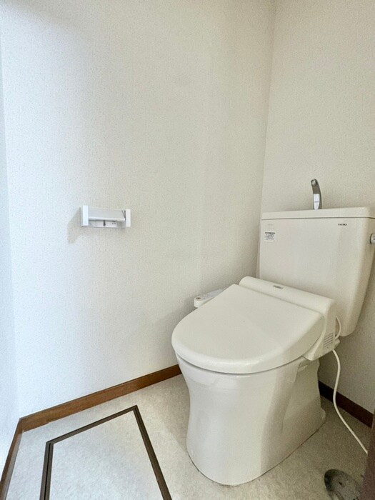 物件内観写真11　(トイレ)