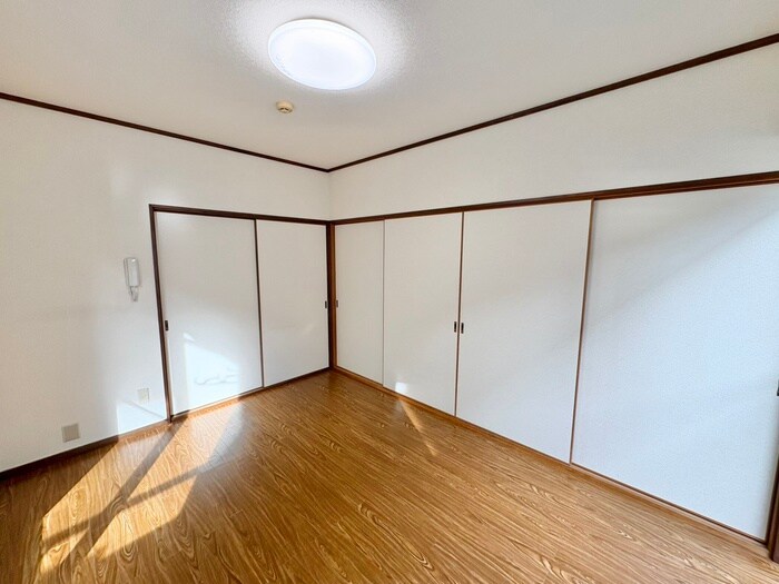 物件内観写真17　(居室)