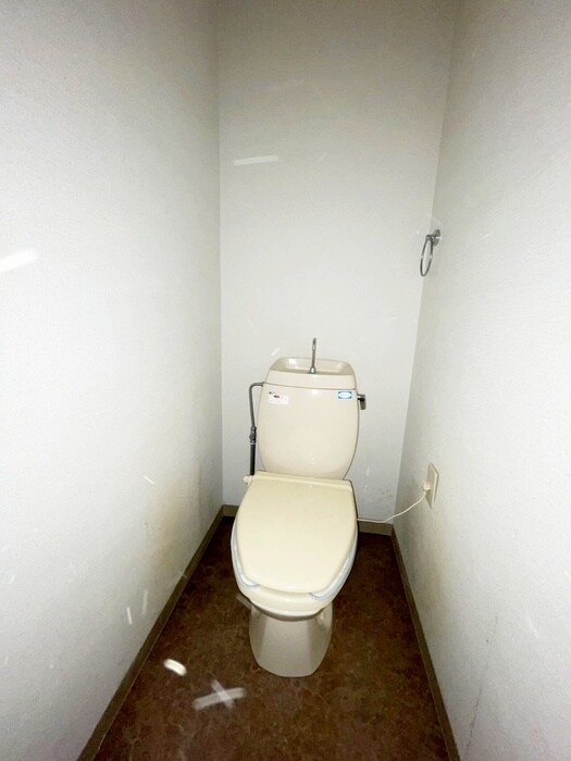 物件内観写真10　(トイレ)