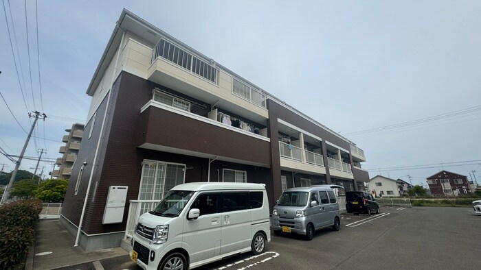 物件外観写真3　(外観写真)