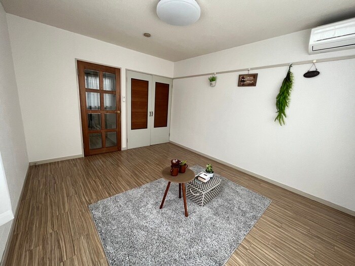 物件内観写真7　(居室)