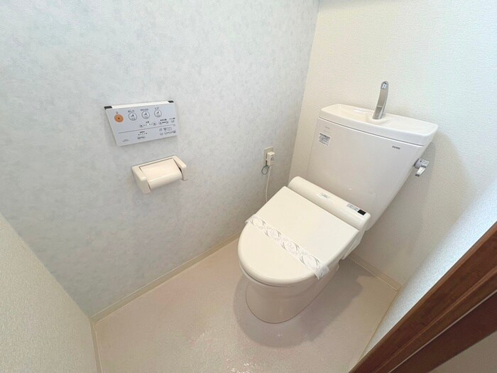 物件内観写真15　(トイレ)