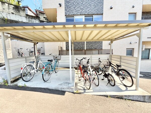 駐輪場