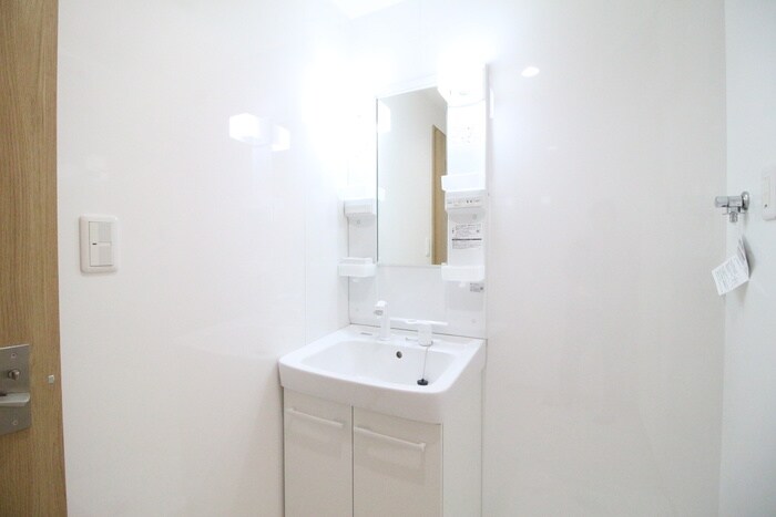 物件内観写真13　(洗面)