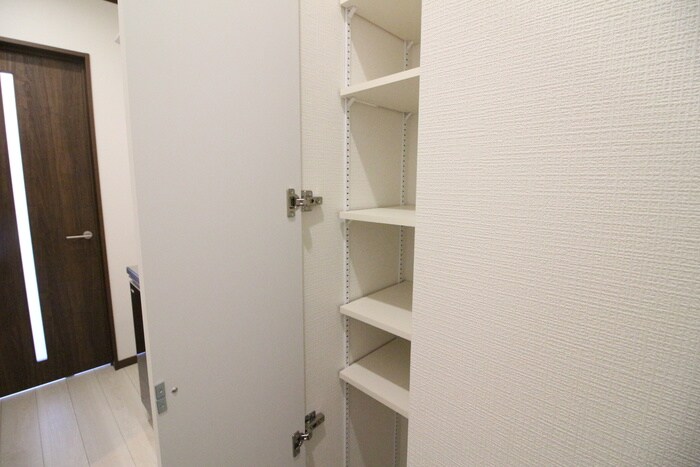 物件内観写真10　(靴箱)