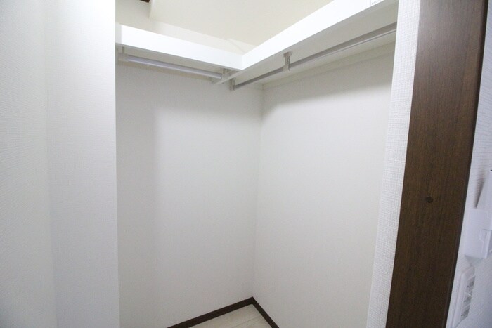 物件内観写真16　(収納)