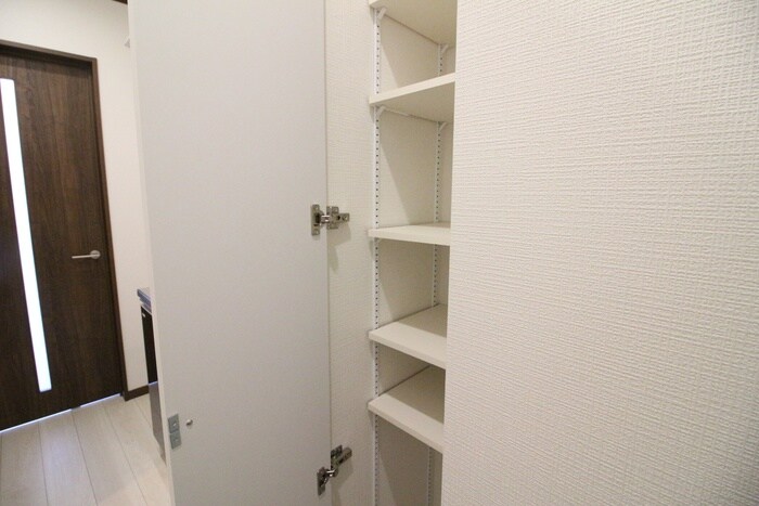 物件内観写真18　(靴箱)