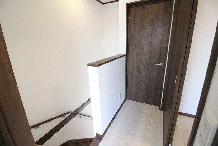 物件内観写真20　(廊下)