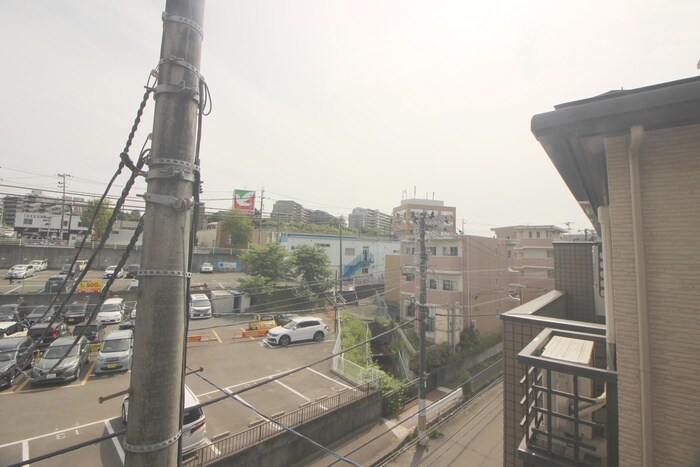 物件内観写真15　(室内からの展望)