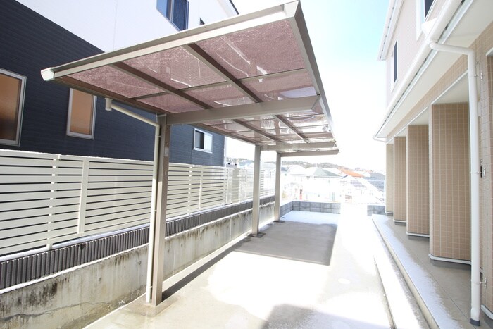 物件外観写真3　(駐輪場)