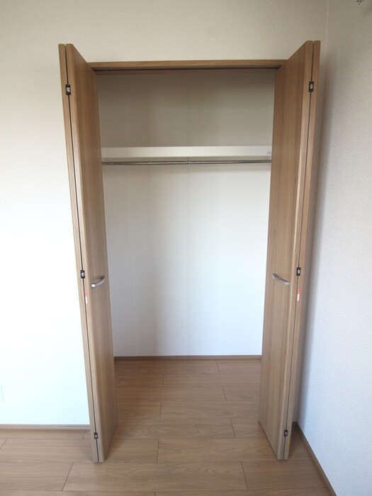 物件内観写真11　(収納)