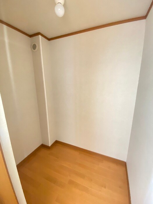 物件内観写真9　(洗面)