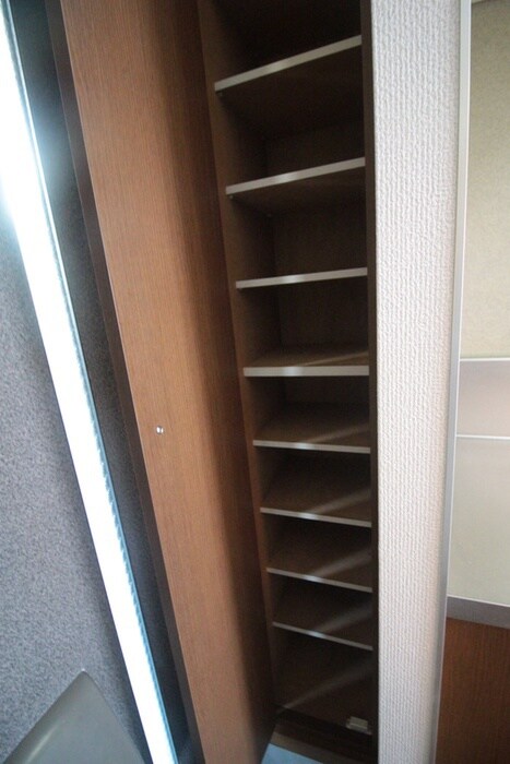 物件内観写真14　(靴箱)